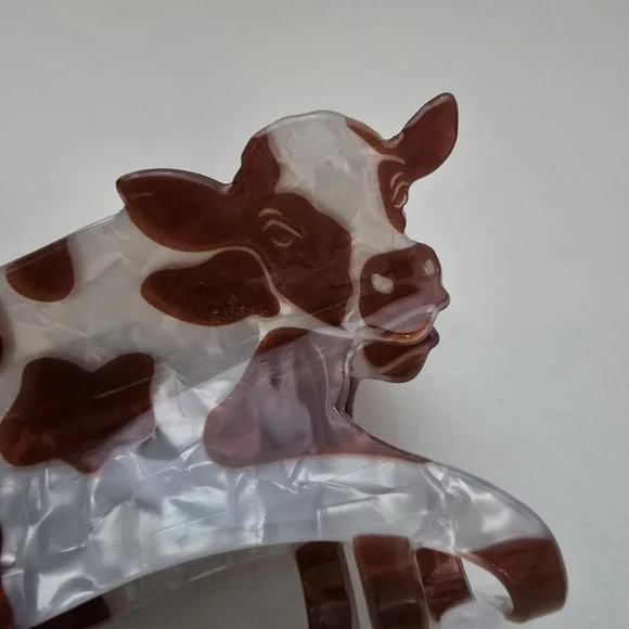 NEW Cow Shaped Hair Clip Claw Brown White Animal Print Farm Animal - Picture 9 of 10